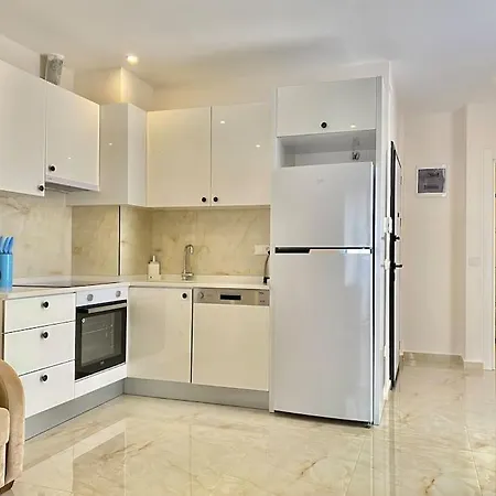 Rose 6 Comfort Living At Cleopatra Апартаменты *